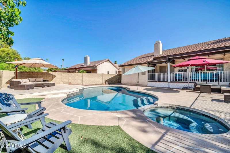 mls_6708 W Utopia Rd-60