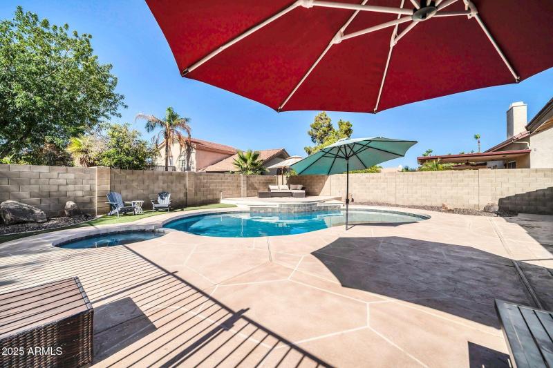 mls_6708 W Utopia Rd-63