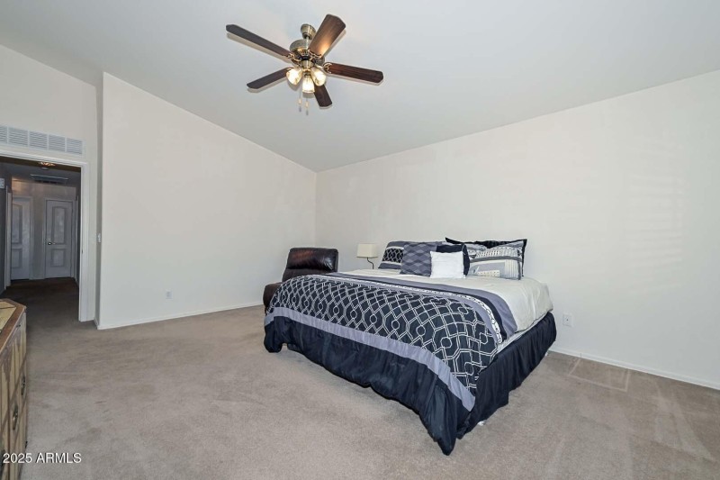 Primary Bedroom3
