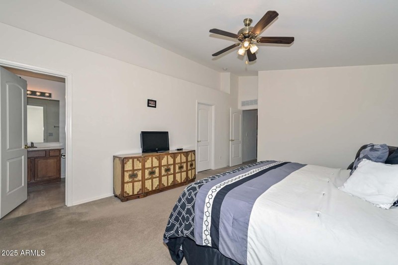 Primary Bedroom-Bath