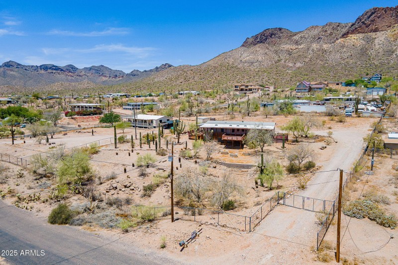 48-web-or-mls-Saddle-aerial-1