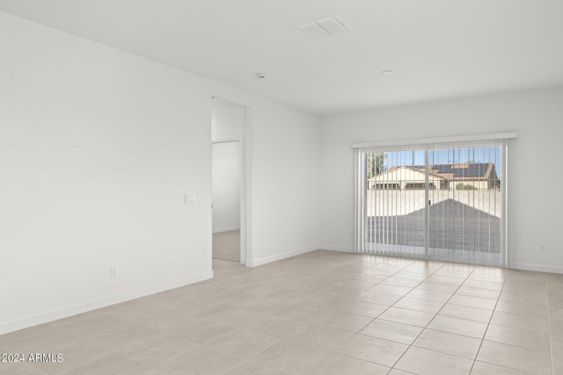 12-web-or-mls-1843-s-239th-dr-79