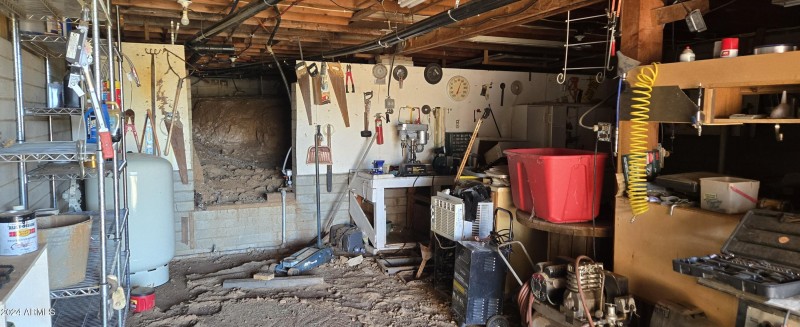 Garage_Workshop