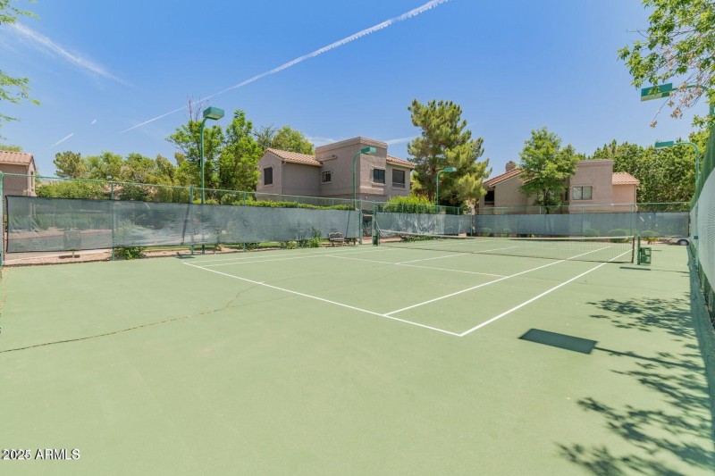 Villages North_ tennis courts