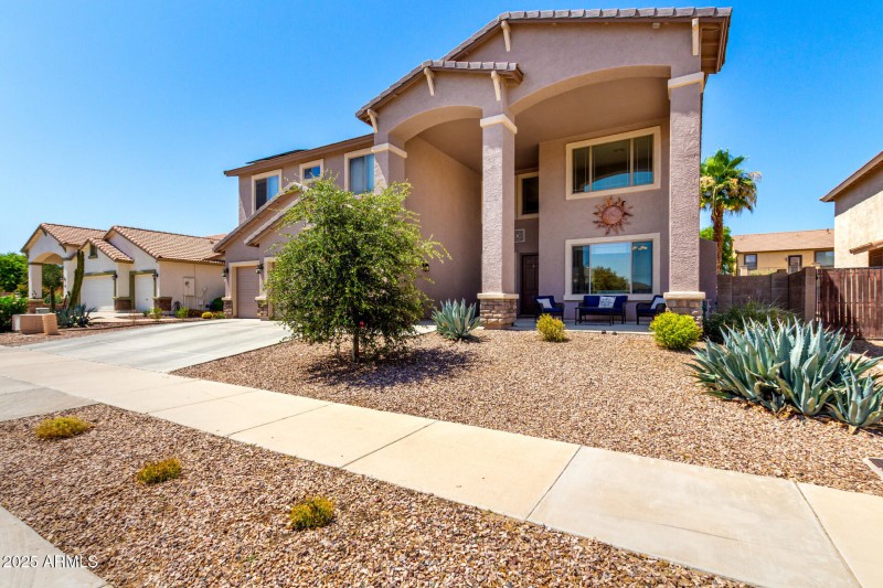 06 Desert Mirage