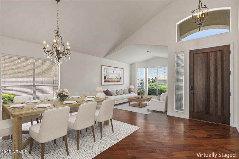 10-Staged Entry & Formal Dining
