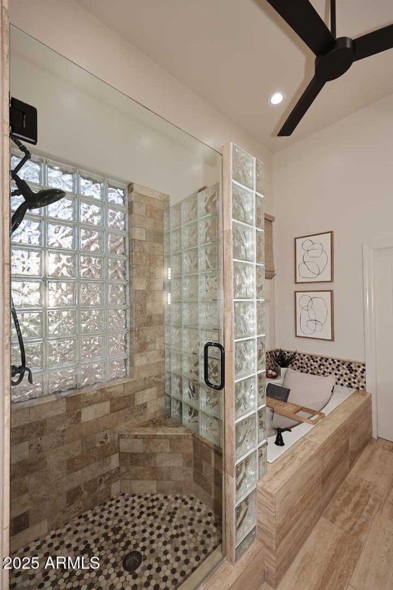 Guest Suite-Ensuite Shower