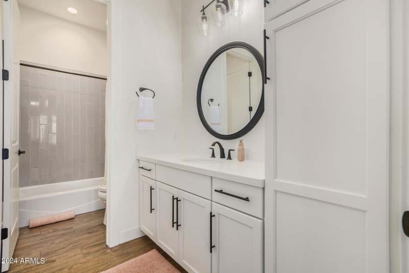 0027-27 - Loma Linda