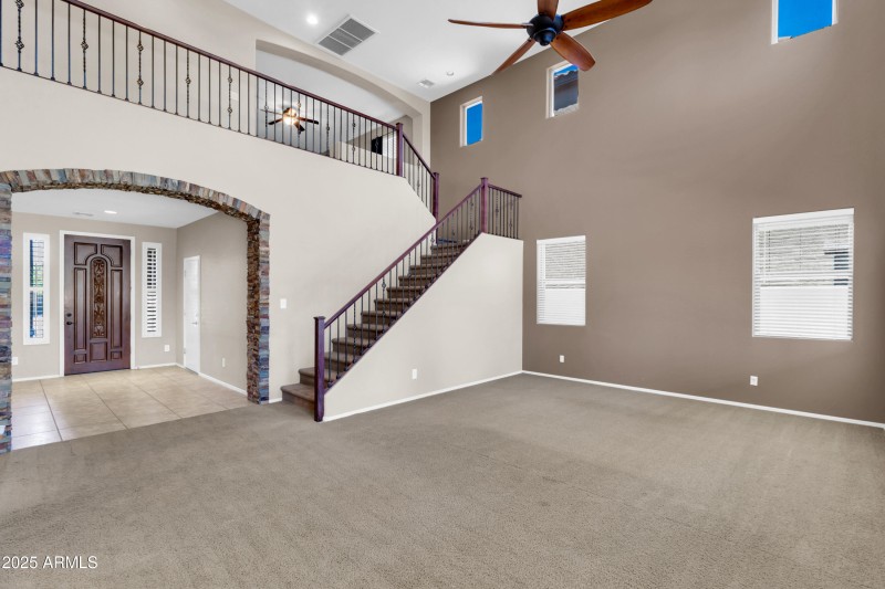 742 E Kingbird Dr-8