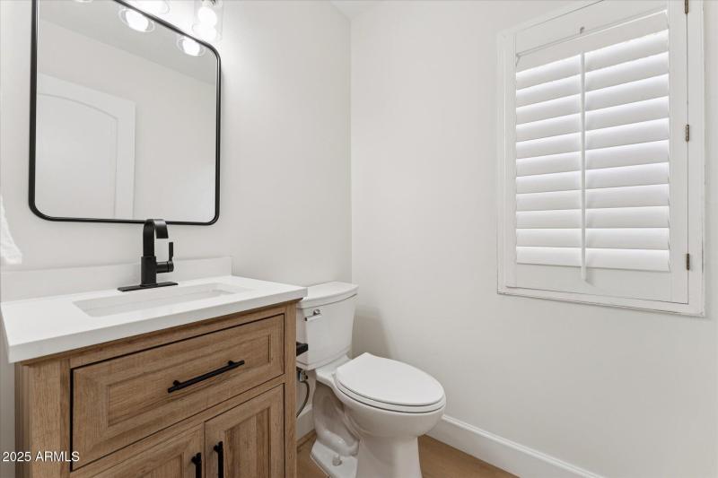 20-020-half-bath