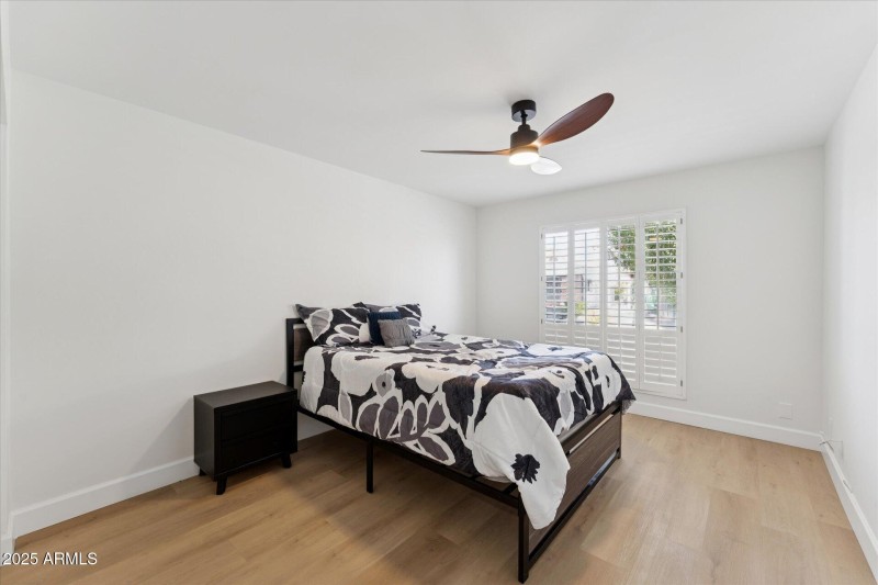 27-027-bedroom-2