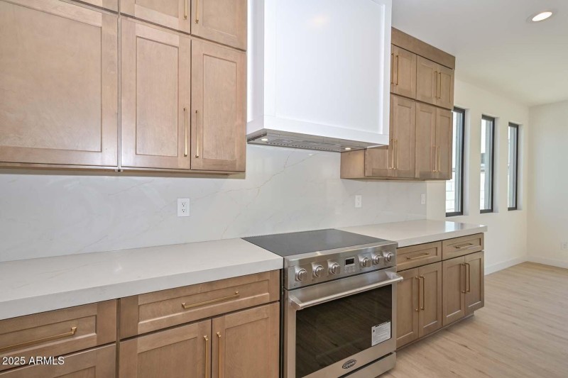 Kitchen-Range