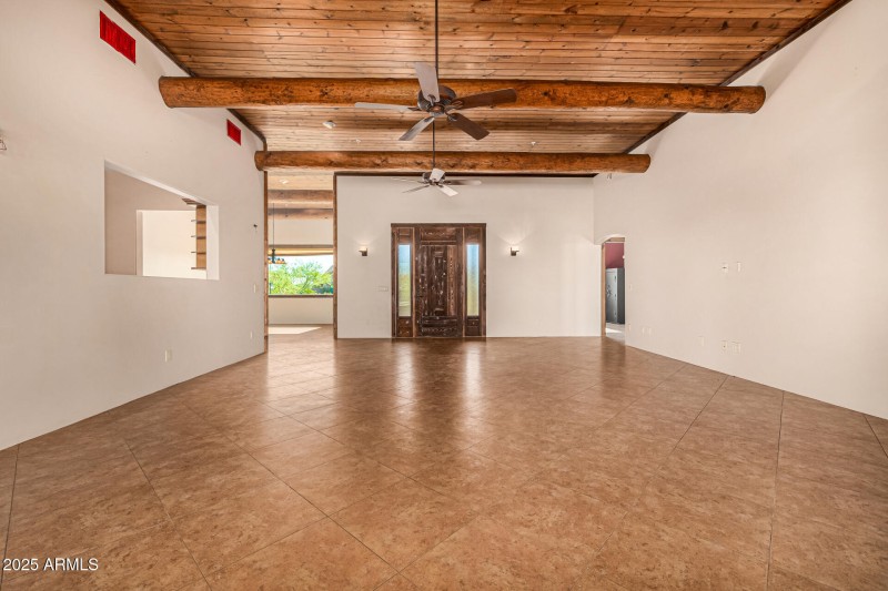 RICH TILE, WOOD DETAILS THROUGHOUT