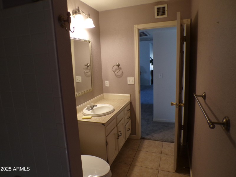 Bathroom1-2