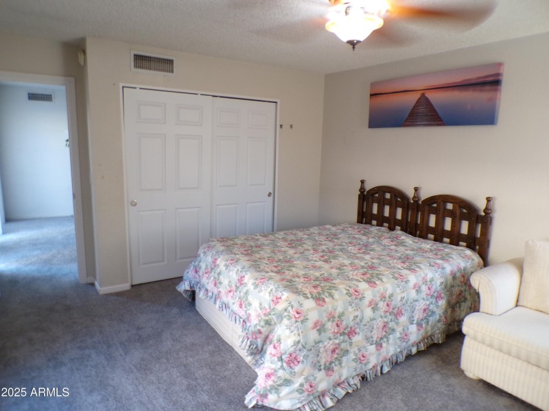 Bed room