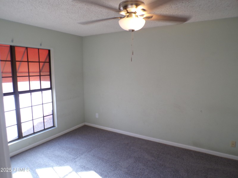 Bedroom1-2