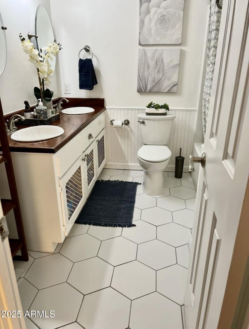 Secondary Bath