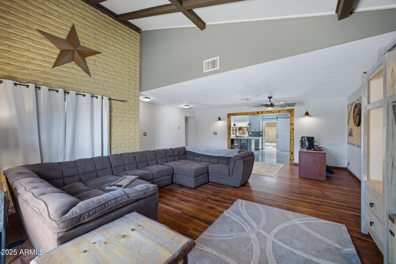 2921 N 103rd Ave-15