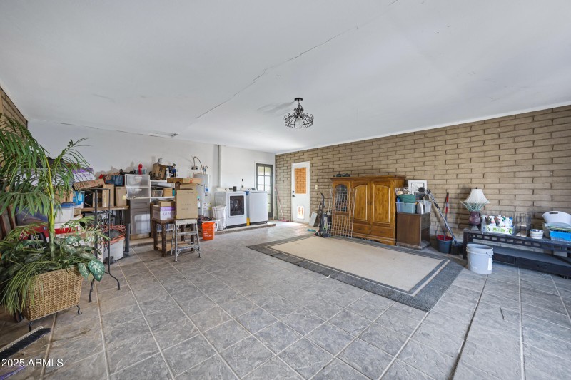 2921 N 103rd Ave-29