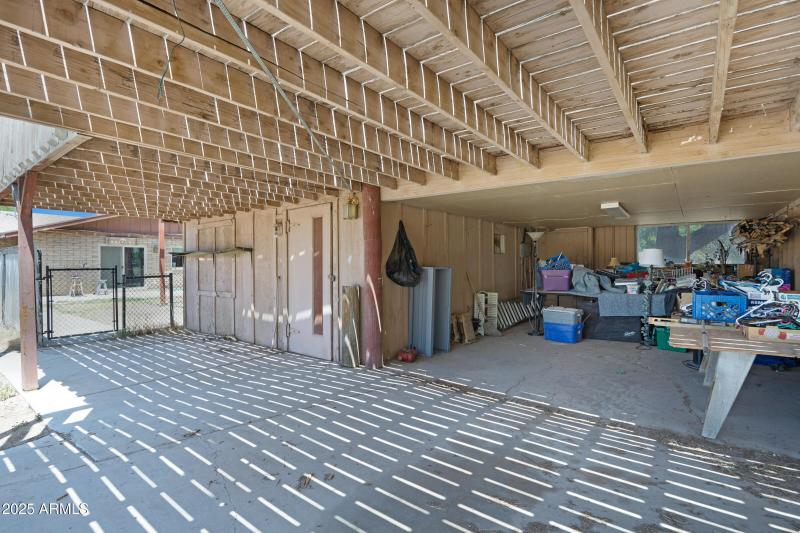 2921 N 103rd Ave-40