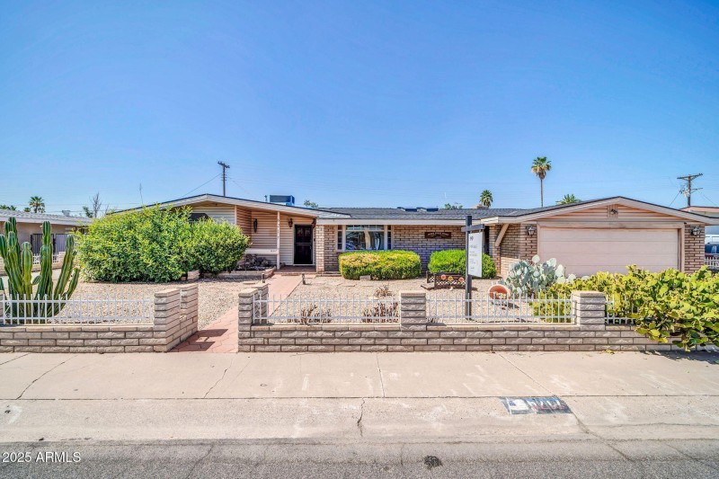 6217 W Orange DR, Glendale