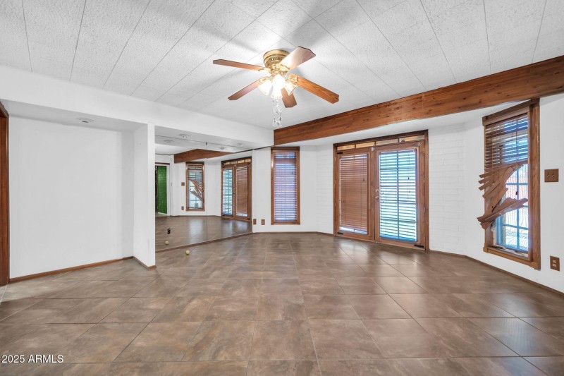 6217 W Orange DR, Glendale