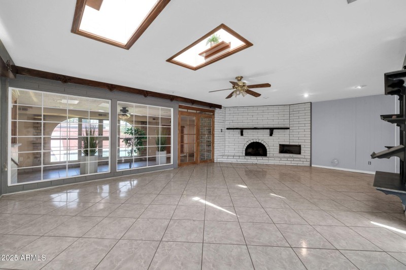 6217 W Orange DR, Glendale