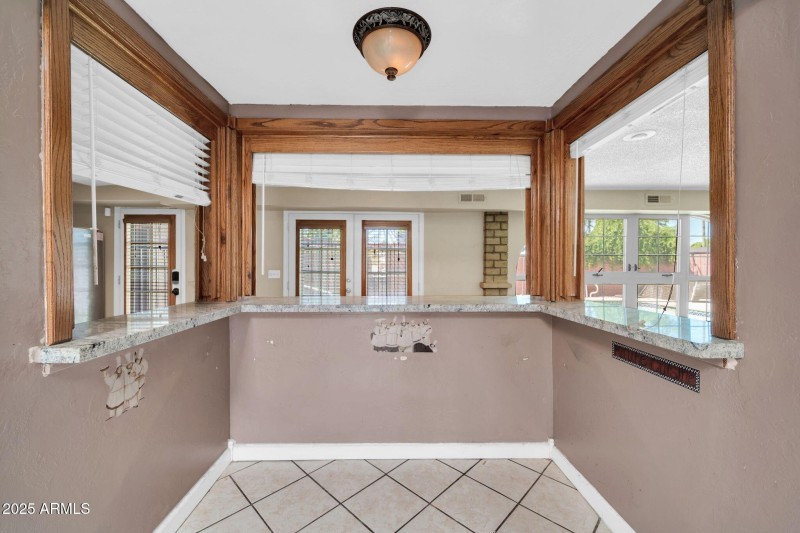 6217 W Orange DR, Glendale