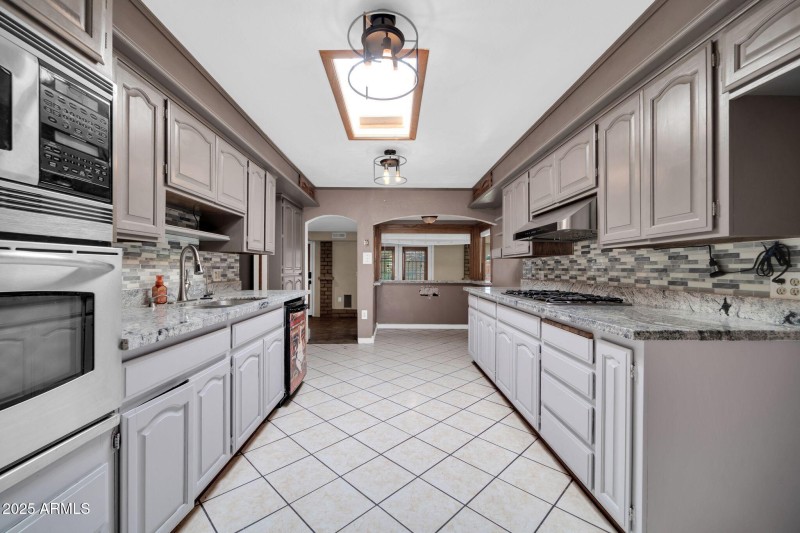 6217 W Orange DR, Glendale