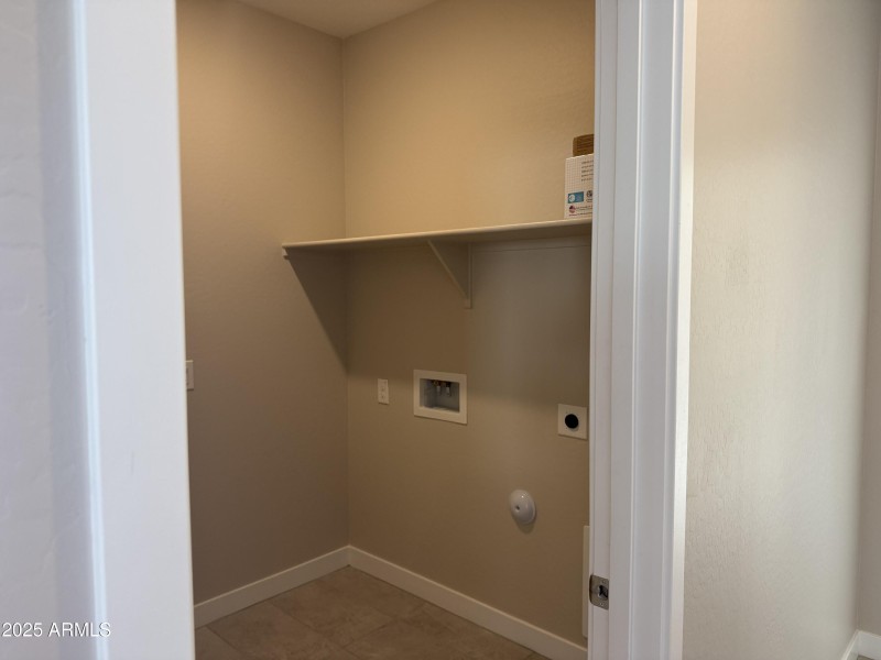BR35 Lot 134 - Laundry Room