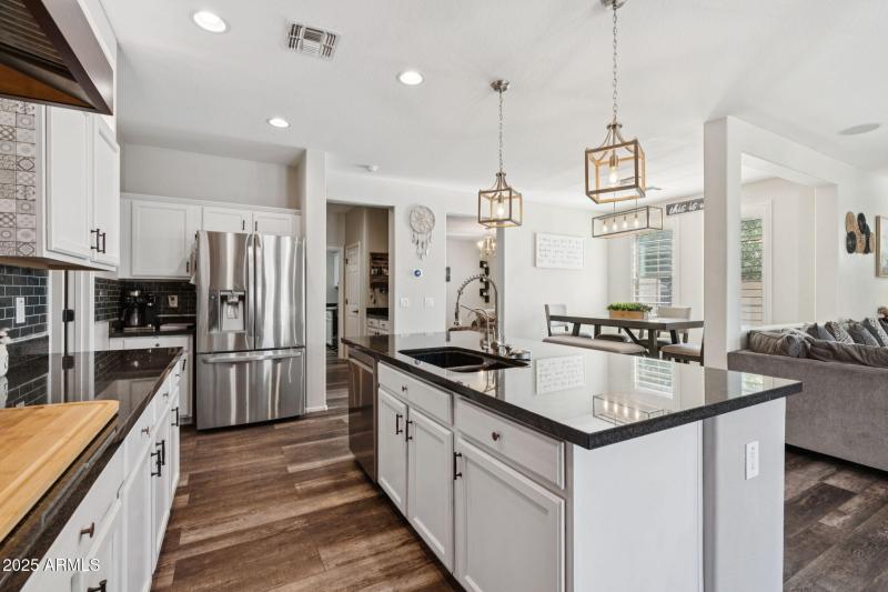 Open Kitchen