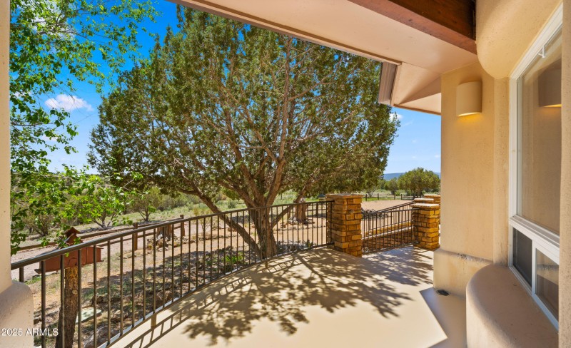 Front Deck1