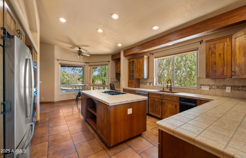 Kitchen2
