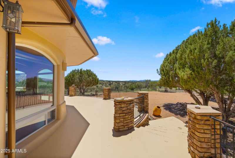 Front Deck4