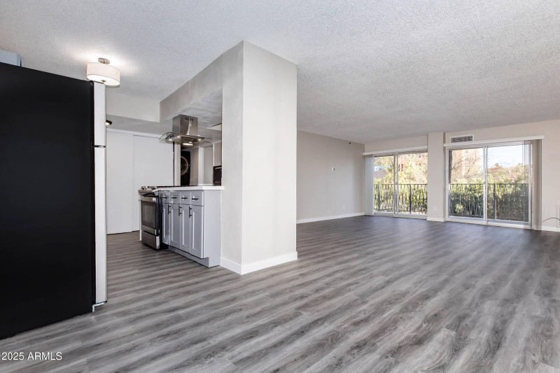 1 Redondo Condo 1.1