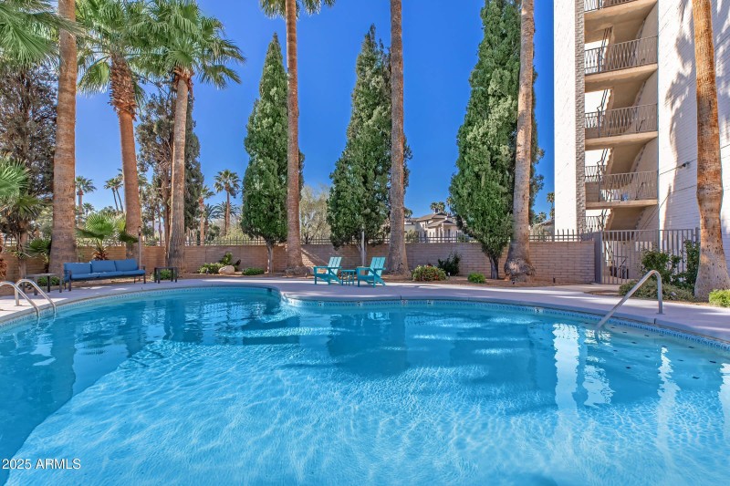Redondo Condo Pool