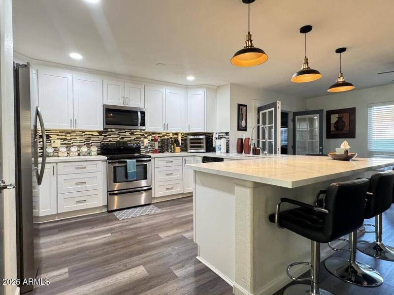 3B26C76A-EA0B-4D49-B463-F24A53FFA9C9_1_1