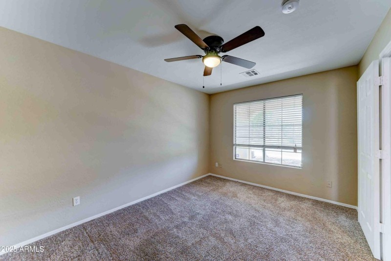 10524 W Pima St-14