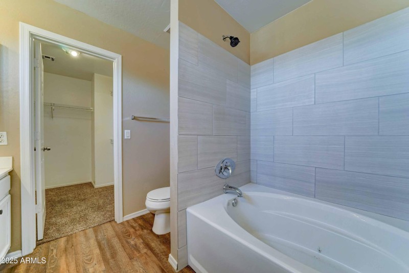 10524 W Pima St-25