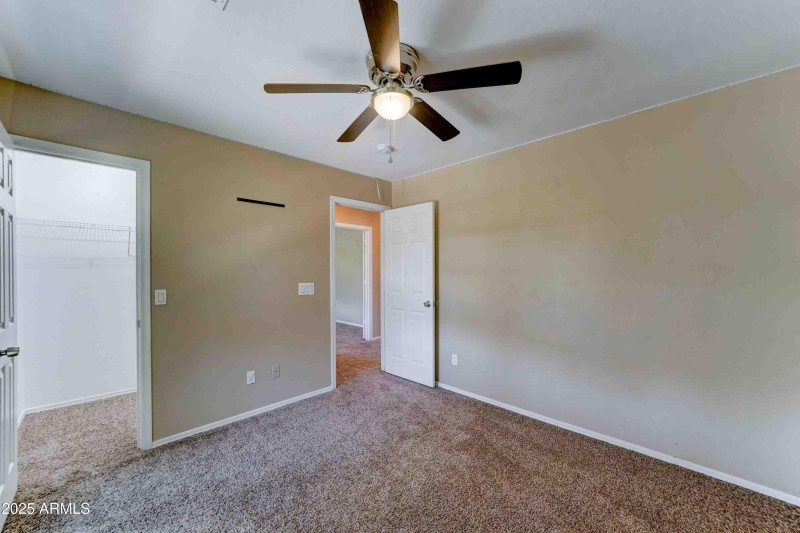 10524 W Pima St-28