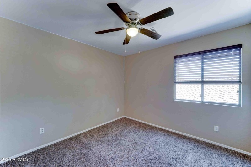 10524 W Pima St-30