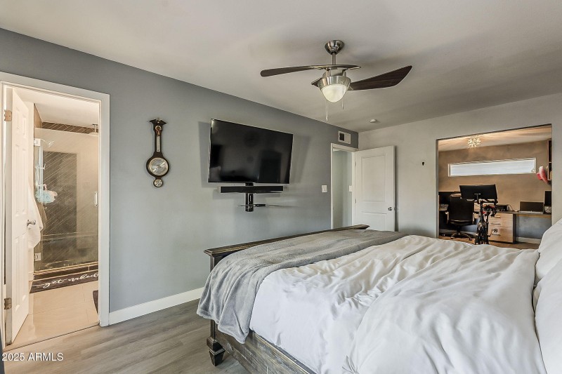 MASTER SUITE