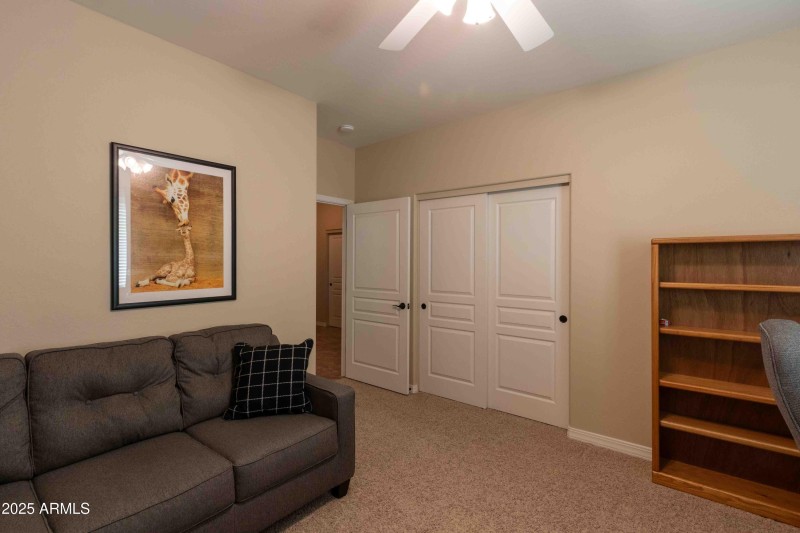 Guest Bedroom 1.2