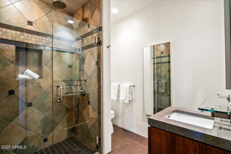 07-Ensuite 2 Bath