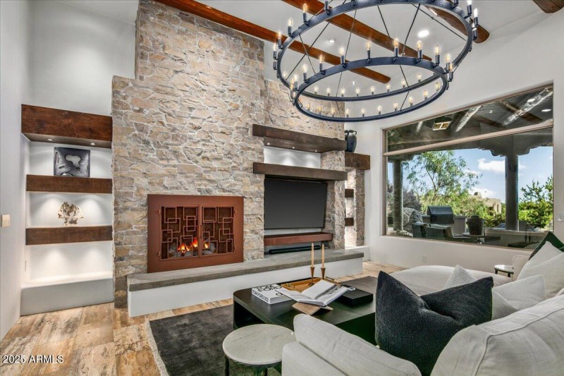 18-Living Room