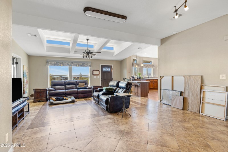 33682 N Bell Rd-12