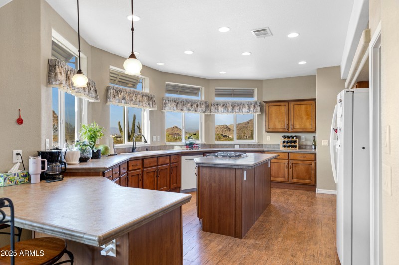 33682 N Bell Rd-14