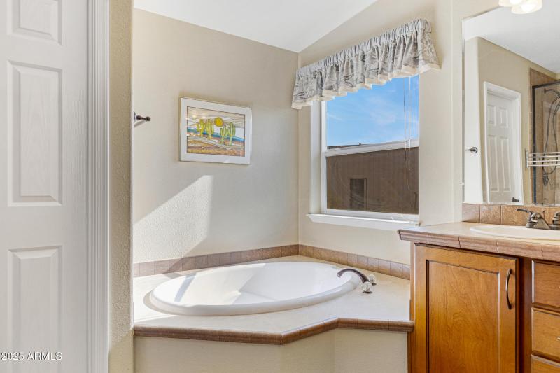 33682 N Bell Rd-29