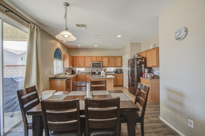 Dining Area 2