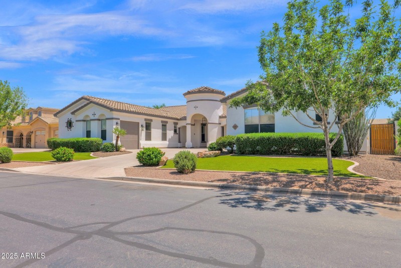2-web-or-mls-P1234172